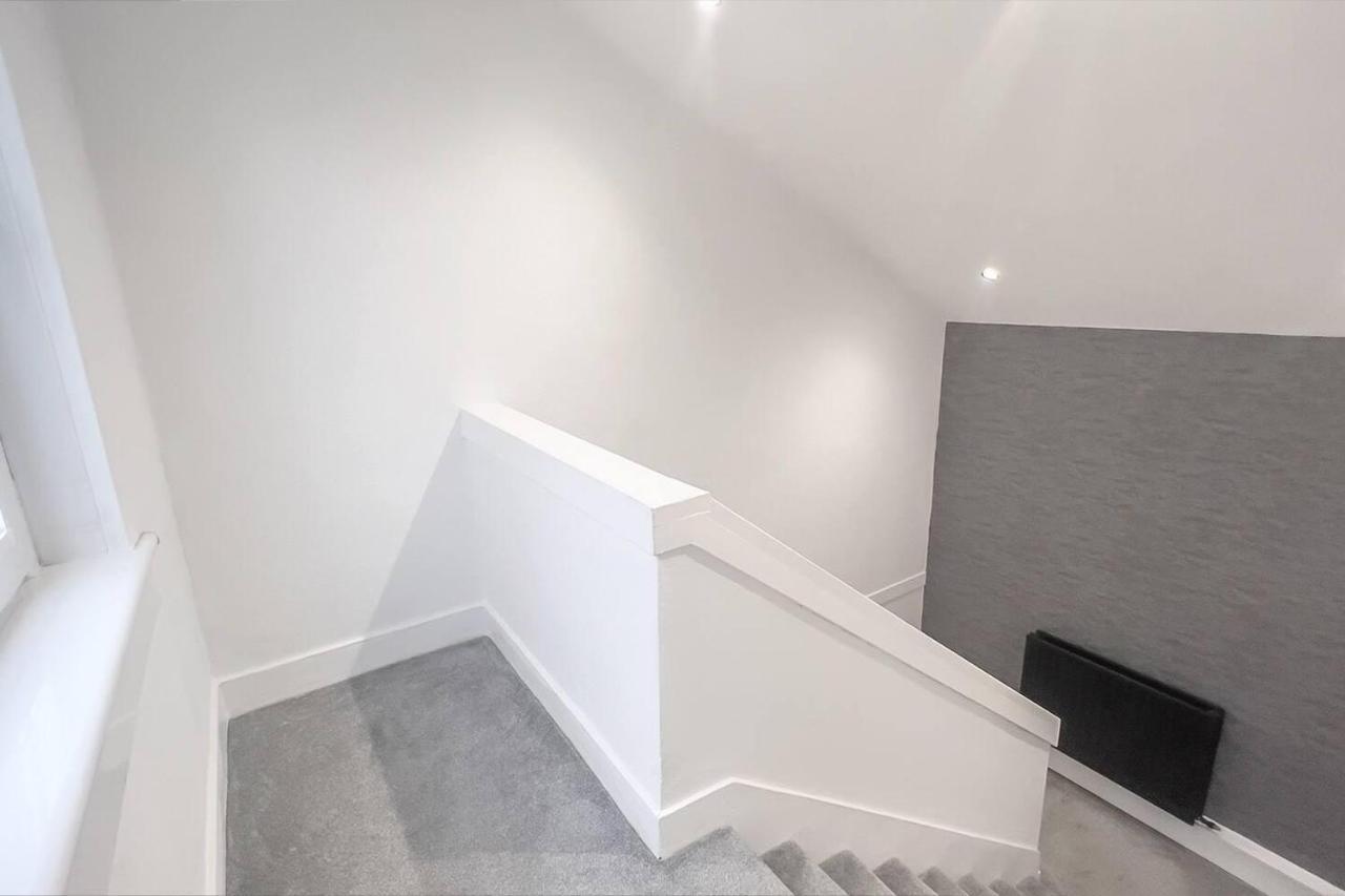 Stunning Luxury Apartment Near Motherwell Wishaw  Εξωτερικό φωτογραφία