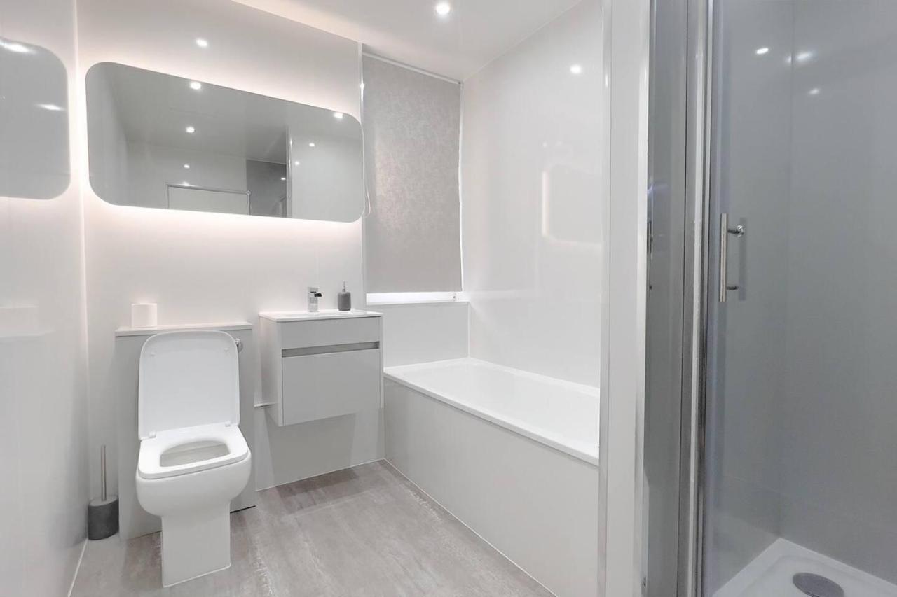 Stunning Luxury Apartment Near Motherwell Wishaw  Εξωτερικό φωτογραφία